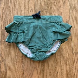 Popelin baby girl green corduroy ruffle bloomers